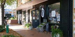 Broad & Washington Gallery 55