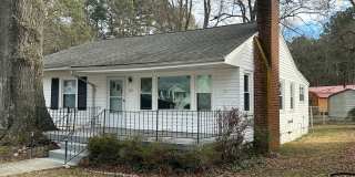 Newly Renovated Charming Home for Rent in South Hill Gallery 1