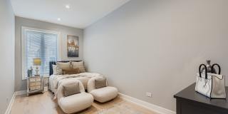 6540 S Ingleside Avenue Gallery 13