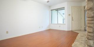 Room in 2 Bedroom Home in Austin Gallery 17