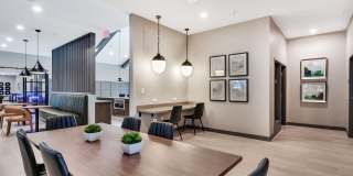 Willow Glen Gallery 24