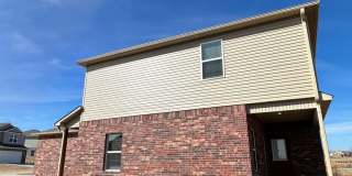 $500 SAVINGS — Beautiful Spacious 3-Bedroom | 2.5-Bath Home in Farmington Gallery 5