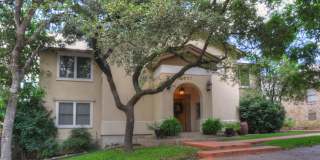 Magnificent 6-Bedroom, 5-Full Bath in Terrel Hills Gallery 1