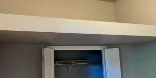 107 N Gillette Ave Gallery 34