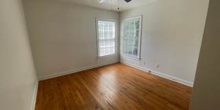 3bed/1bath House - Two Blocks from Campus Gallery 14
