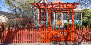 HISTORIC QUEEN ANNE 3 Bedroom 2 Bath HISTORIC QUEEN ANNE 3 Bedroom 2 Bath Gallery 36