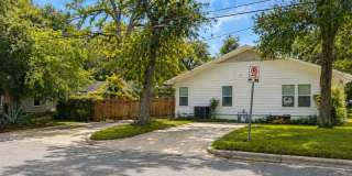 918 Keith Ln  - 5 Bed 5 Baths fully remodeled house in central location. Gallery 27