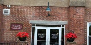 280 Main St Gallery 8