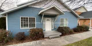3 bed townhouse in Post Falls Gallery 1