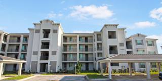 Wellen Park Golf and Country Club Annual Condo for Rent Gallery 1