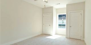 Owen's Crossing Townhome Gallery 13