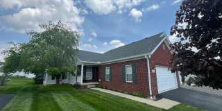Spacious Condo in Pickerington with Finished Basement & Resort-Style Amenities Gallery 1
