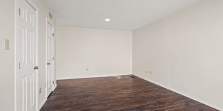 80 Green Street Gallery 14