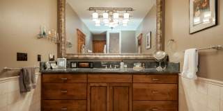 Beautiful Westside Craftsman | Prime Bend Location Gallery 24
