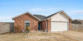 Great 3 bed/2 bath home in quiet Pea Ridge neighborhood! Gallery 1