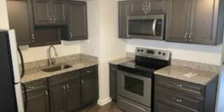 17105 Madison Gallery 1