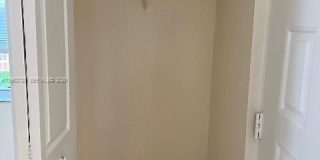 2811 N Oakland Forest Dr Gallery 9