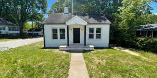 Cute 3 Bed 1 Bath Home Near UNCG!! Gallery 3