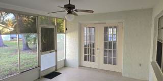 Beautuful 2 bedroom, 2 bath, 2 car garage rental home in Weeki Wachee! Gallery 37