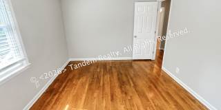 313 Chamberlin St Gallery 9