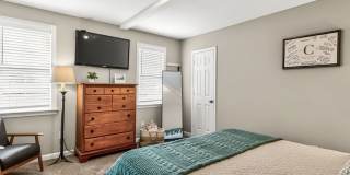Walk to Downtown Wake Forest!! Gallery 15