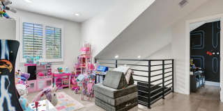 2800 W Aviary Drive Gallery 37
