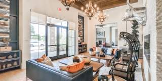 Varenna Lakeside Gallery 16