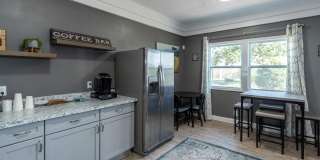 Lakeview Apartments & Townhomes Gallery 18