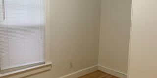 Lovely Cottage with Detached 2-Car Garage Gallery 12