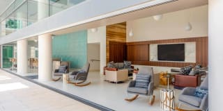The Apartments at CityCenter Gallery 13
