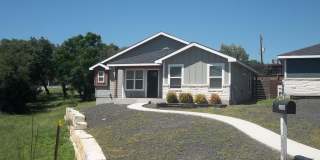 240 Pin Oak Way Gallery 1