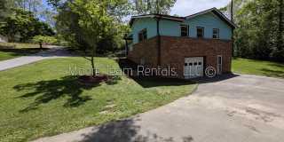 3/2 House W/ Basement Garage/Storage Gallery 1