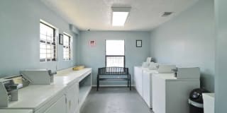 Northwest Terrace Apartments Gallery 8