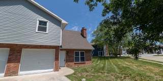 Spacious Southside Duplex Gallery 1