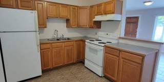 2 BEDROOM 1 BATH HOME Gallery 13