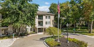 Farmington Oaks Gallery 1