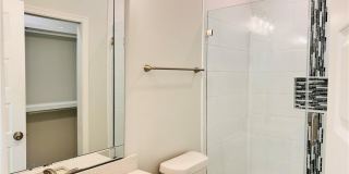 5506 N Crown Point Gallery 11