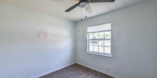 A cozy 3-bedroom, 2-bathroom home nestled on a corner lot Gallery 13