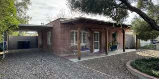 2608 East Sylvia Street Gallery 13