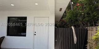3115 SW 18th St Gallery 1
