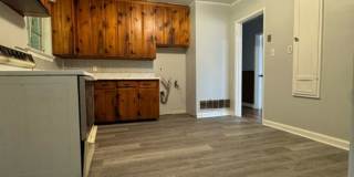 Adorable, Renovated 4/1 Family Home Gallery 5