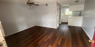 Redwood North — Your Midtown Hideout Near(ish) UT Gallery 19