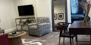 3853 Vine Street - 2 Gallery 10