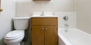 5415 S. Woodlawn Avenue Gallery 32