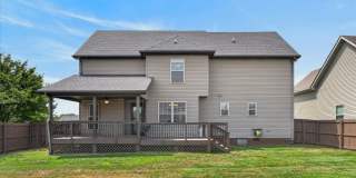 Pet Friendly Three Bedroom! Gallery 41