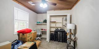 Charming 4 bedroom, 3 bathroom with lots of outdoor living space. Gallery 26