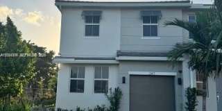247 SW 169th Ln Gallery 1