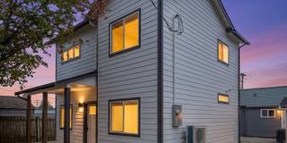 Brand-New Detached 3-Bedroom Home Near Point Ruston – A/C & Alley Parking! Gallery 1