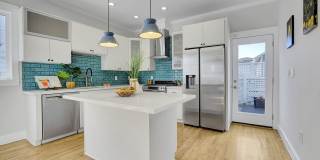 Wonderful House with Huge Deck in an Amazing Location Gallery 23