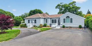 6 Harbor Parkway Gallery 1
